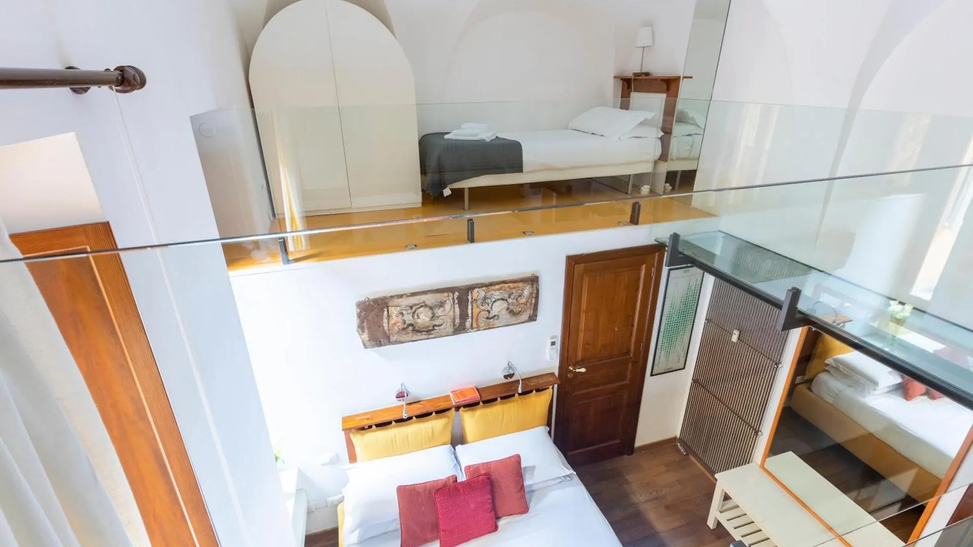 Romac Coronari With Gym, Sauna And Garden Italien